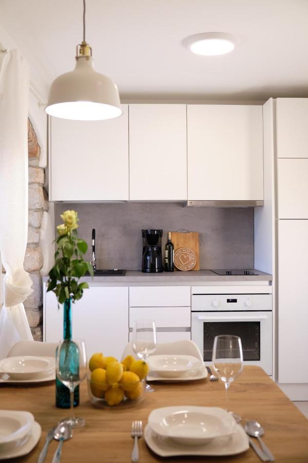 מאלי לוסיניי Apartment House Bucul מראה חיצוני תמונה