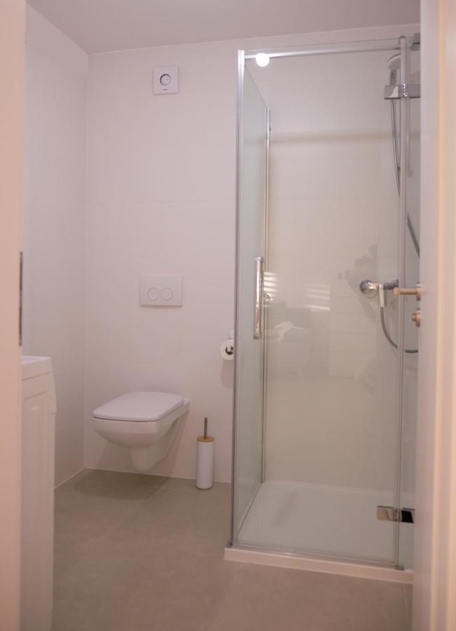 מאלי לוסיניי Apartment House Bucul מראה חיצוני תמונה